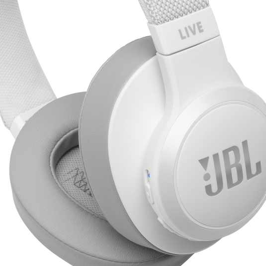 JBL LIVE 500BT - White - Your Sound, Unplugged - Detailshot 3 image number null